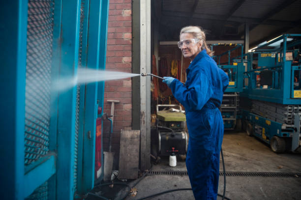 Best Gas Station Cleaning  in Linntown, PA